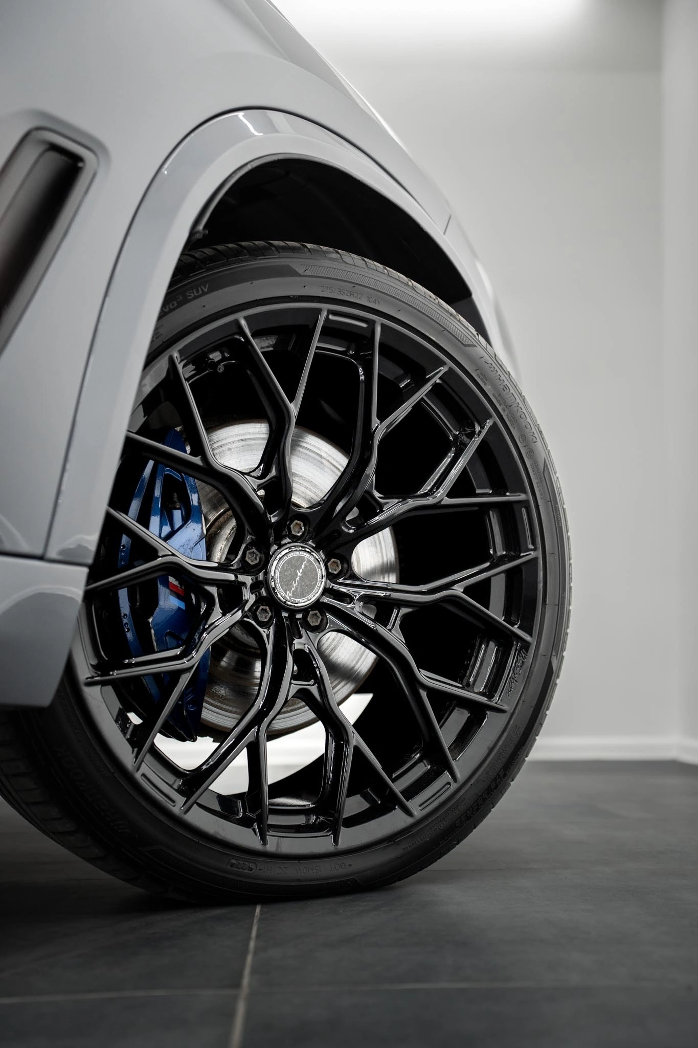 BMW X5 — синий кузов в серой плёнке: фото работы PRO Service — 6