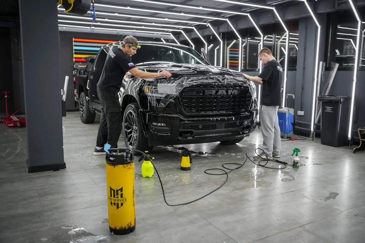 Dodge Ram — антигравийная защита: фото работы PRO Service — 2