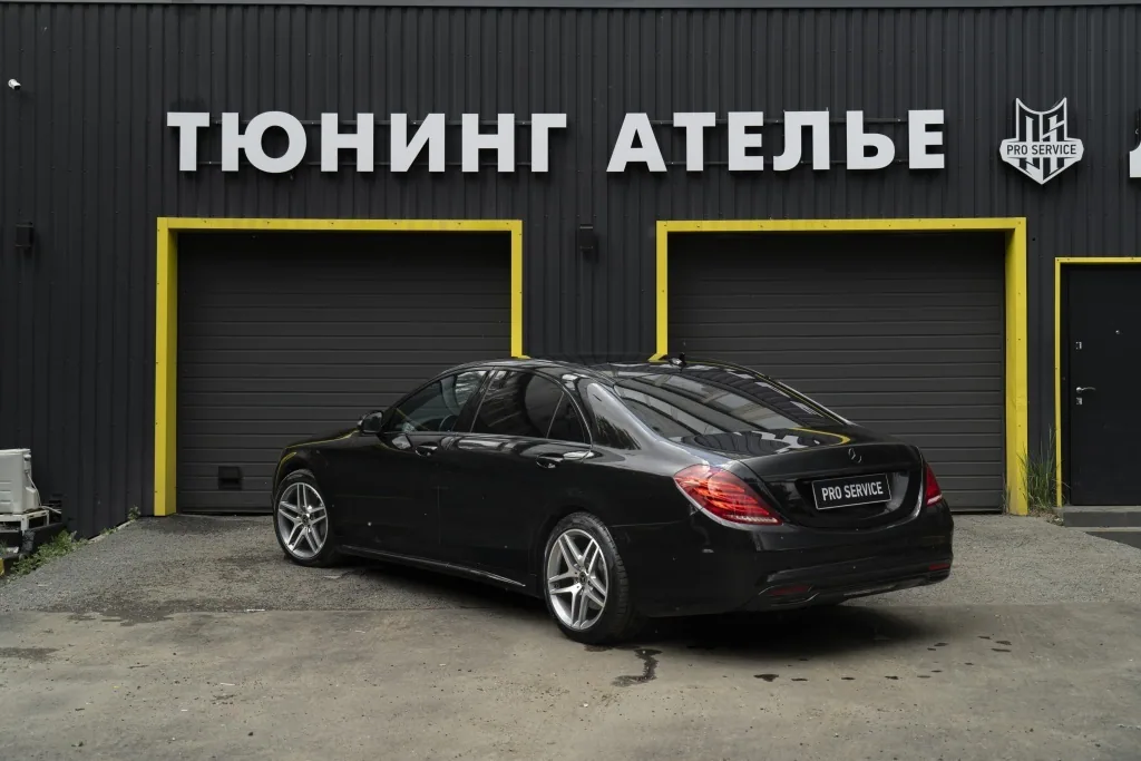 Mercedes-Benz W222 — антихром и диски: фото работы PRO Service — 3
