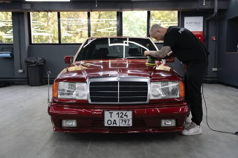Mercedes-Benz W124 — детейлинг и керамика, фото 2
