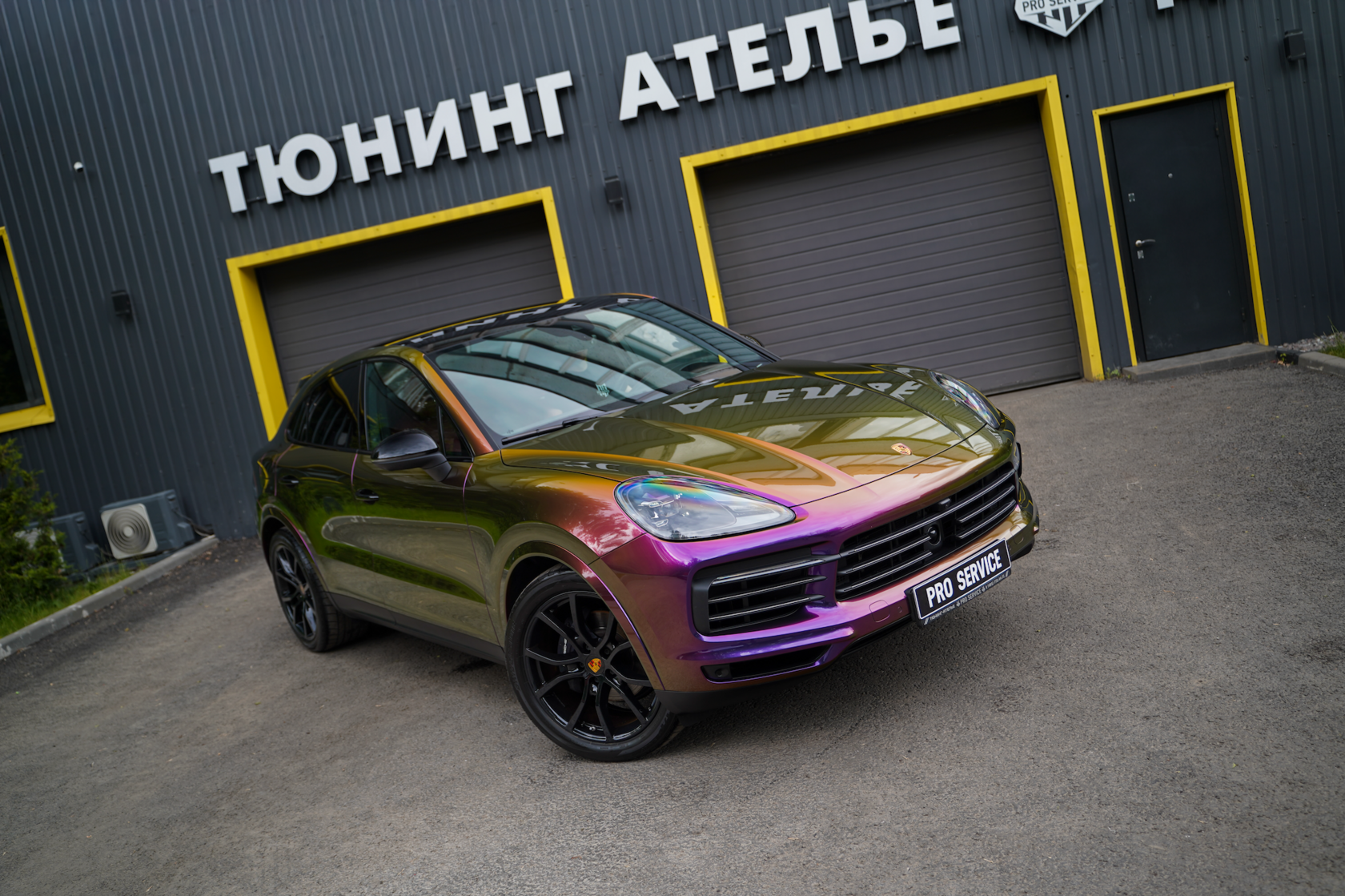 Porsche Cayenne Chameleon — защитная плёнка, фото 1